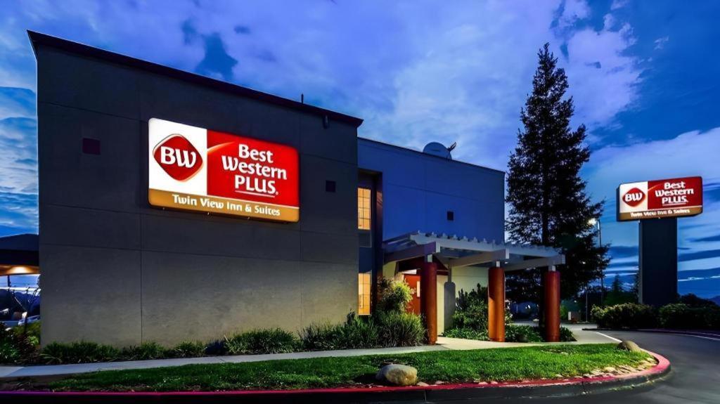 Best Western Plus Twin View Inn And Suites Redding Dış mekan fotoğraf