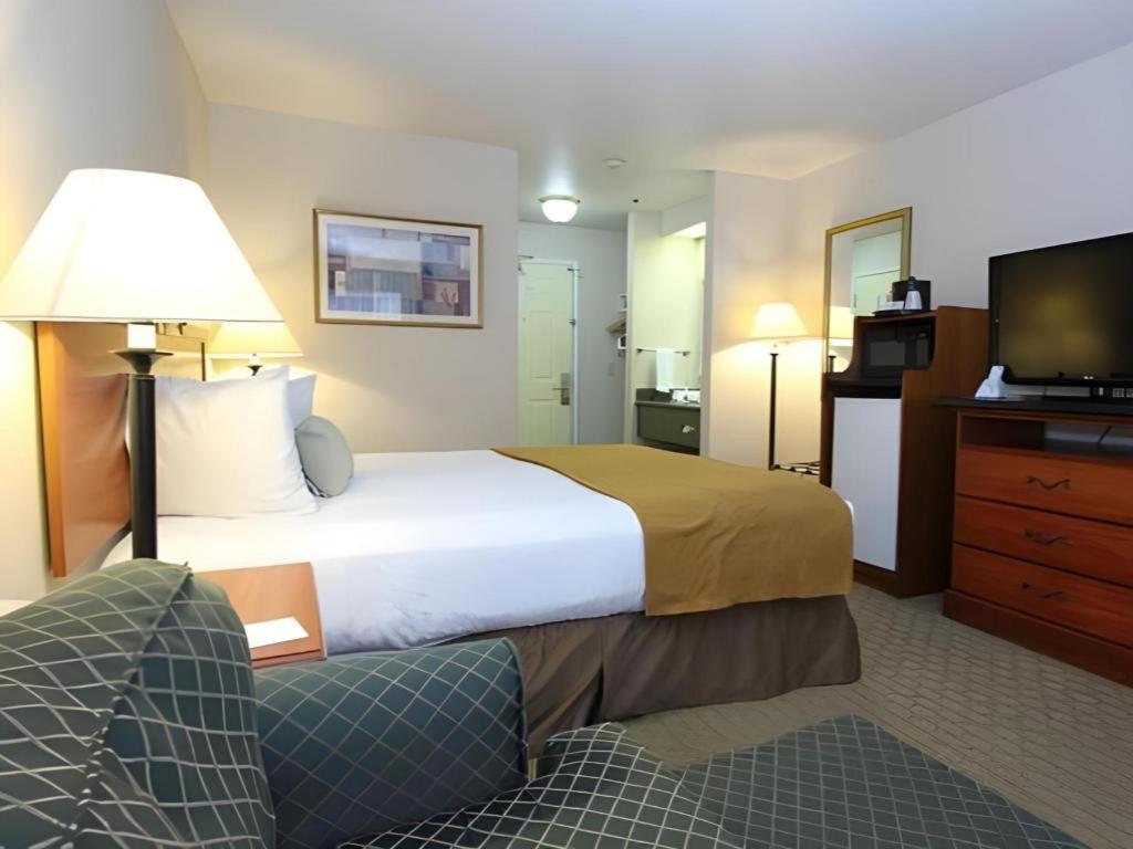 Best Western Plus Twin View Inn And Suites Redding Dış mekan fotoğraf