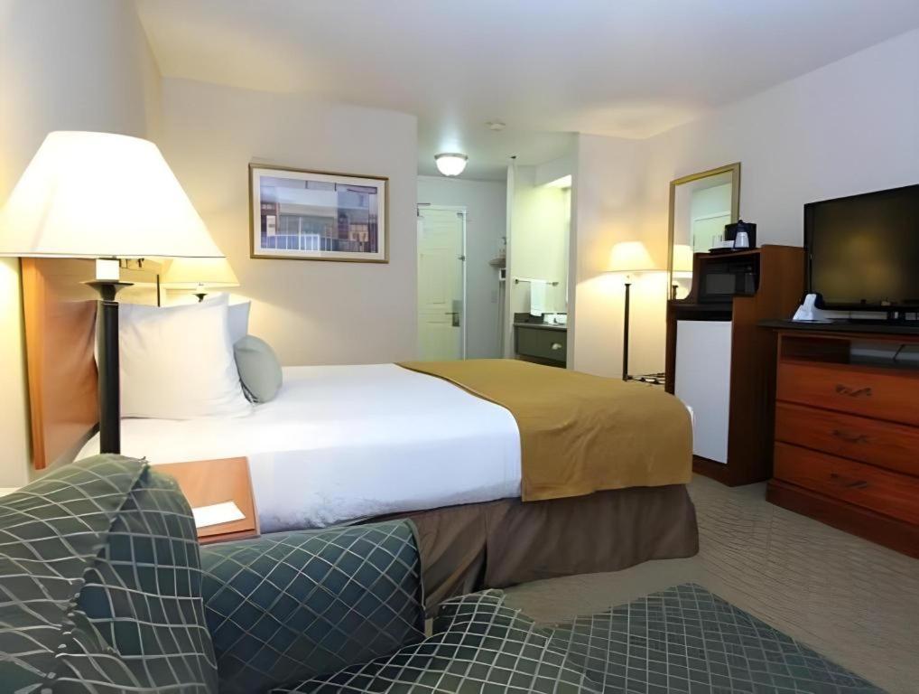 Best Western Plus Twin View Inn And Suites Redding Dış mekan fotoğraf